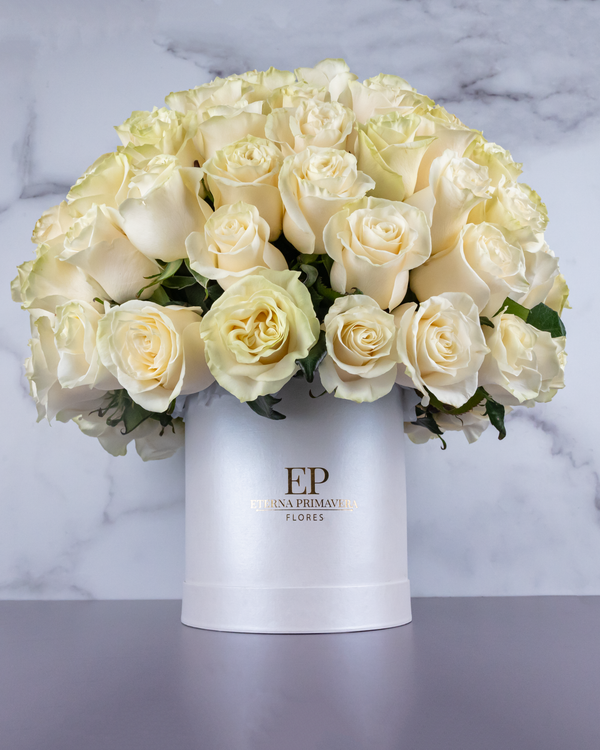 Cilindro Mediano Solo Rosas (LUXE)